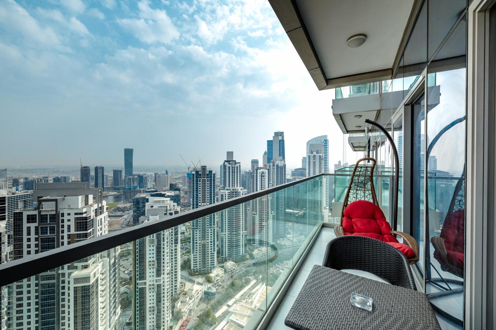 Aliving Luxe 2Br With Burj Khalifa View Infinity Pool Midtown-4704 Διαμέρισμα Ντουμπάι Εξωτερικό φωτογραφία