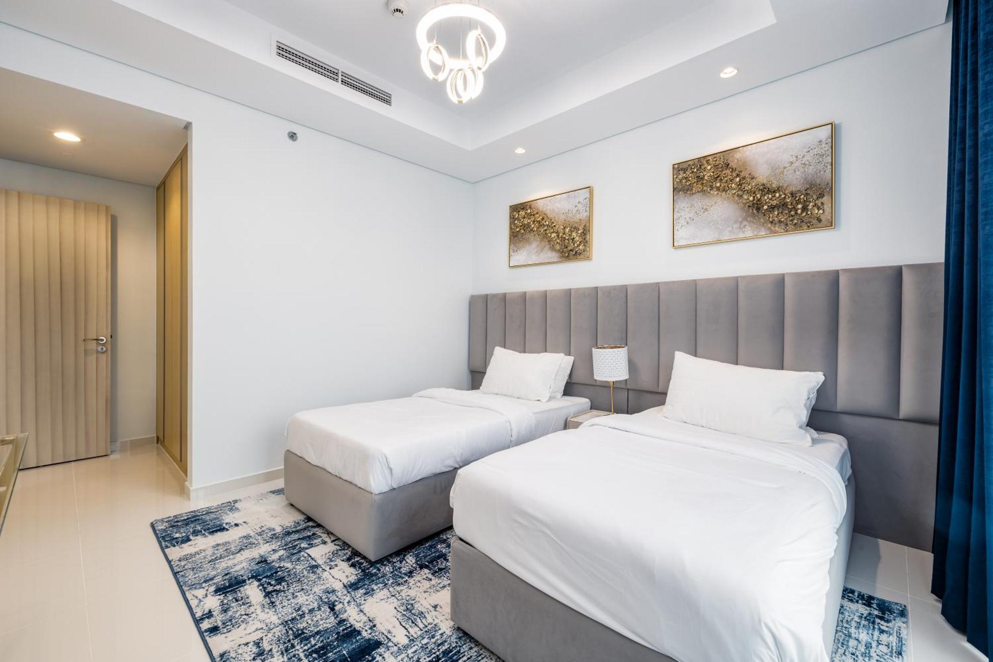 Aliving Luxe 2Br With Burj Khalifa View Infinity Pool Midtown-4704 Διαμέρισμα Ντουμπάι Εξωτερικό φωτογραφία